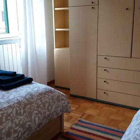 Antje Apartment *